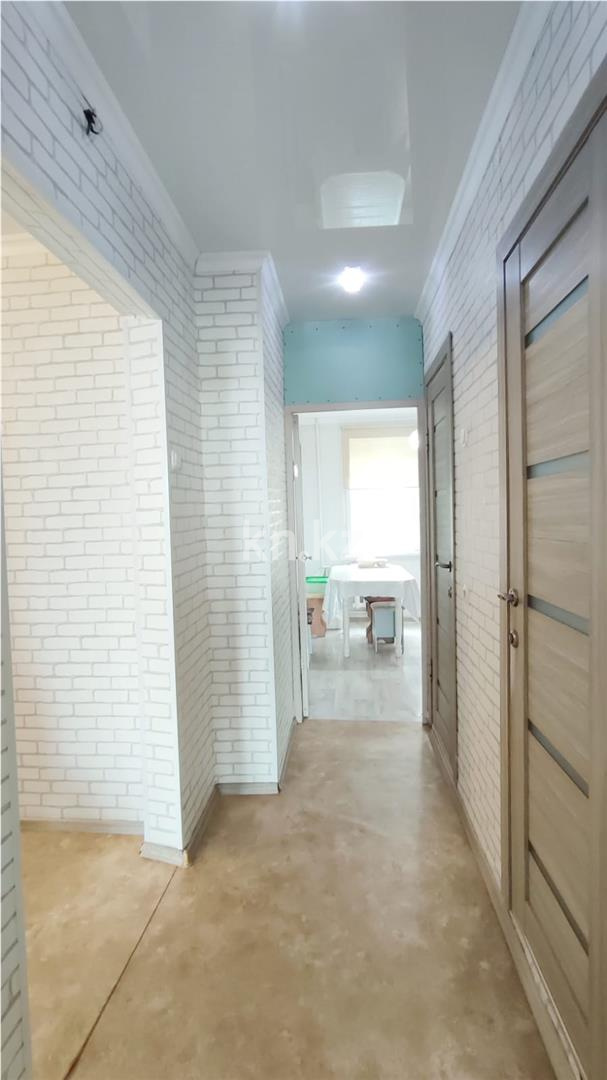 Продажа 3-комнатной квартиры, 72 м², мкр. Восток-3 в Караганде - фото 9