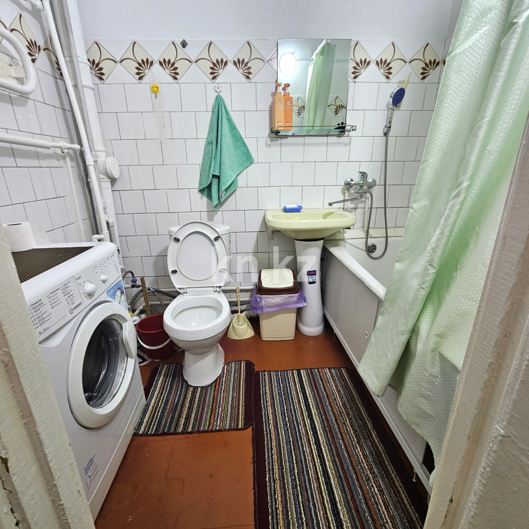 Аренда 1-комнатной квартиры посуточно, 35 м² в Алматы - фото 13