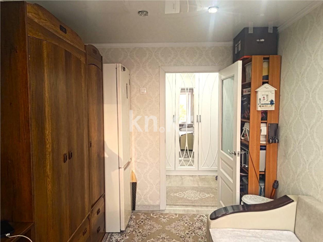 Продажа 4-комнатной квартиры, 62 м², мкр-н 21, дом  23 в Караганде - фото 8