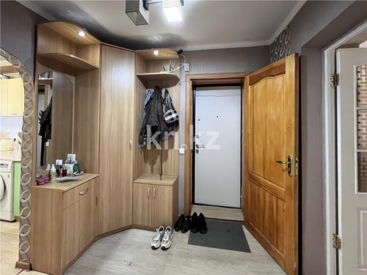 Продажа 3-комнатной квартиры, 72 м², ул. Крылова, дом  60 в Караганде - фото 19