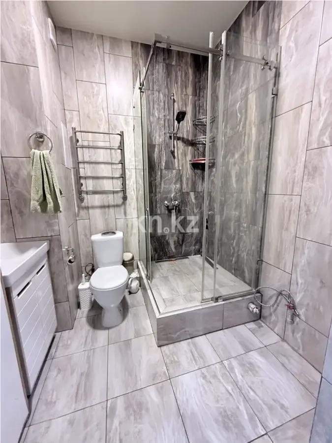 Продажа 2-комнатной квартиры, 41.8 м² в Алматы - фото 4