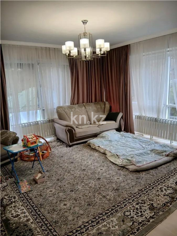Продажа 2-комнатной квартиры, 87 м², ул. Богенбай батыра, дом  23/3 в Алматы