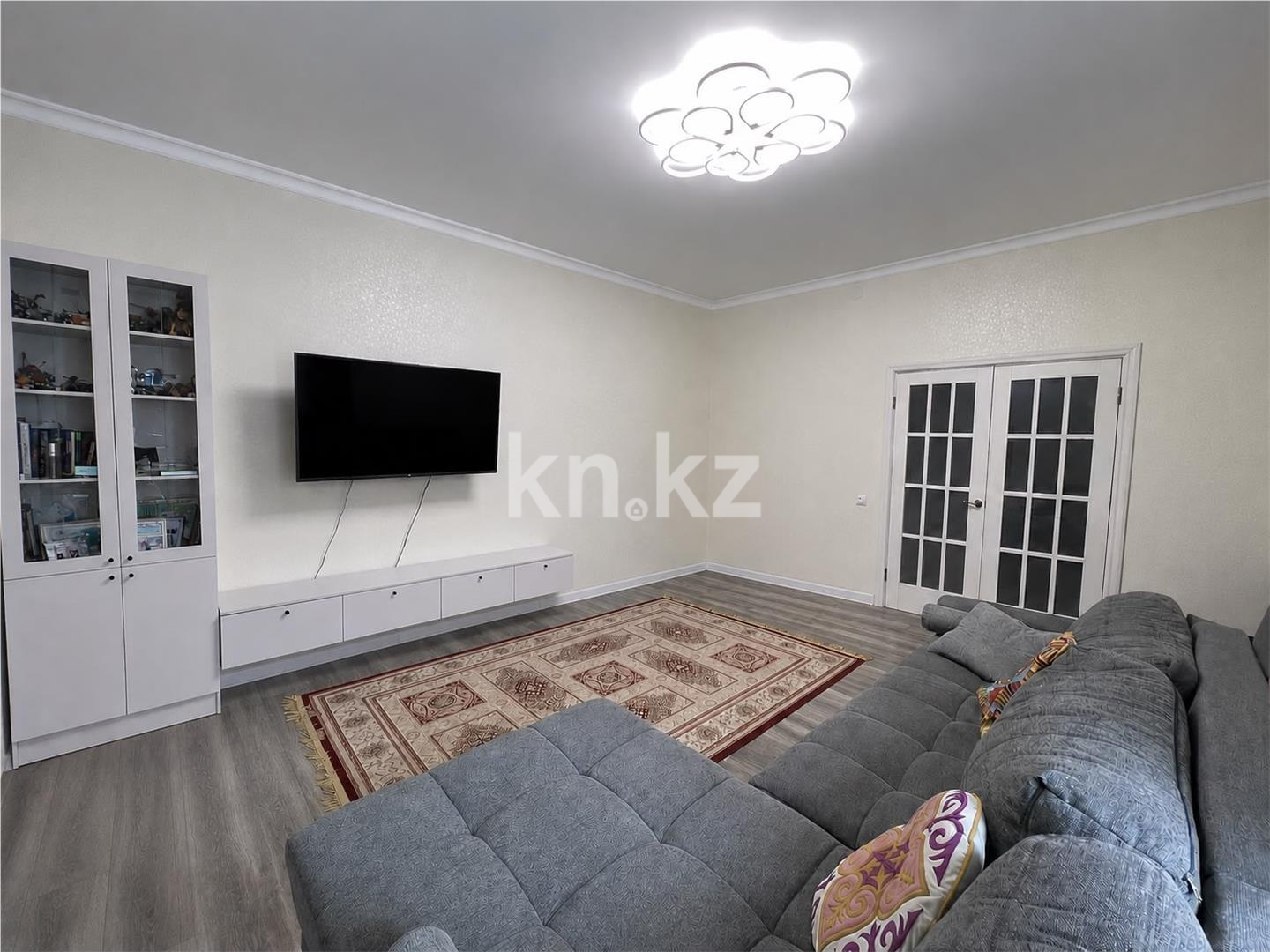Продажа 3-комнатной квартиры, 83 м² в Караганде