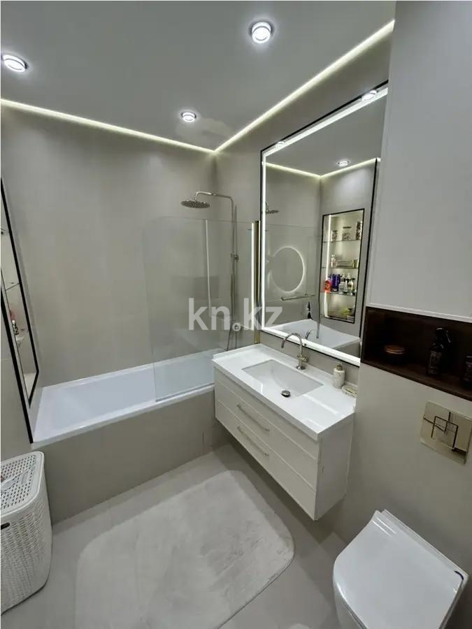 Продажа 3-комнатной квартиры, 100 м², ул. Сатпаева, дом  133/1 в Алматы - фото 4