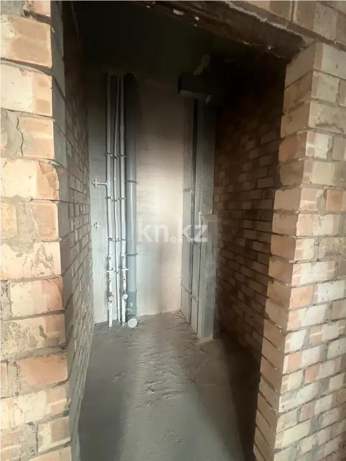 Продажа 3-комнатной квартиры, 77 м², ул. Букетова, дом  3/2 в Караганде - фото 5