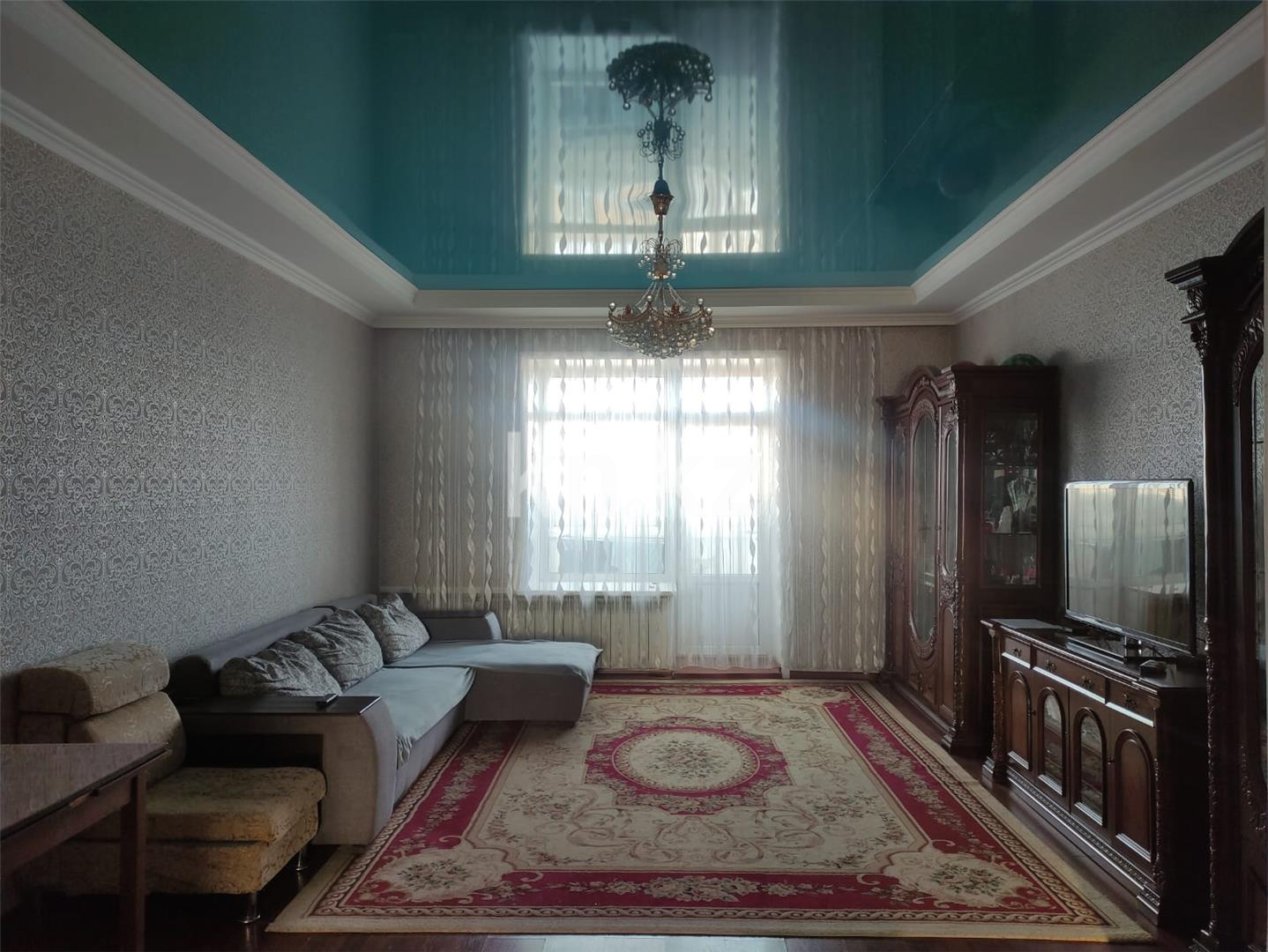 Продажа 4-комнатной квартиры, 147 м², ул. Ерубаева в Караганде - фото 2