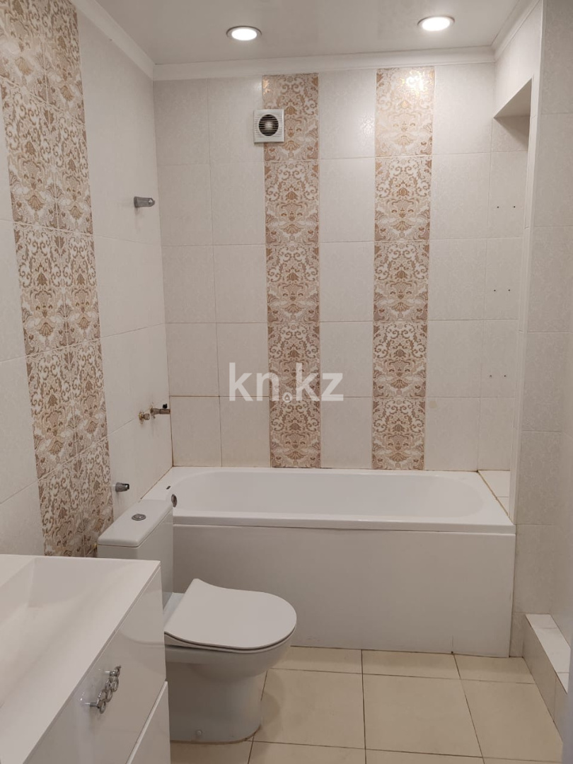Продажа 2-комнатной квартиры, 65.2 м² в Астане - фото 12