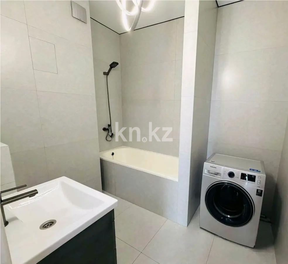 Продажа 3-комнатной квартиры, 45.5 м² в Алматы - фото 3