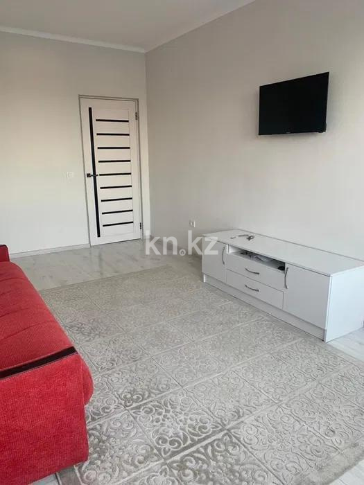 Продажа 1-комнатной квартиры, 40 м², ул. Есенова, дом  160/3 в Алматы