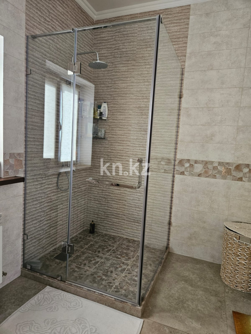 Продажа 7-комнатного дома, 400 м² в Алматы - фото 19