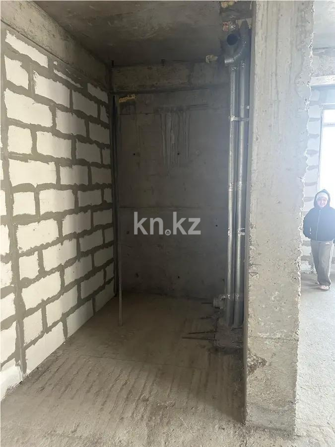 Продажа 2-комнатной квартиры, 61.2 м², мкр-н 20, дом  38 в Алматы - фото 4