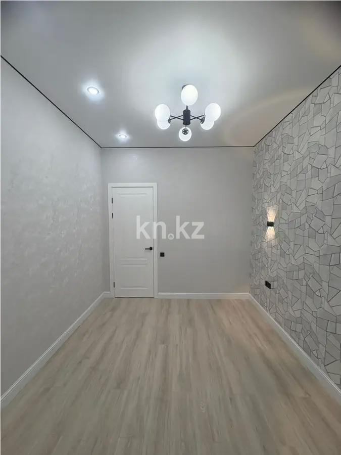 Продажа 2-комнатной квартиры, 38 м², ул. Тынышбайулы, дом  6 стр в Астане - фото 2