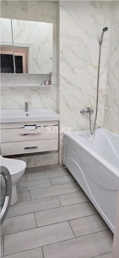 Продажа 1-комнатной квартиры, 43 м², ул. Нажимеденова, дом  37 в Астане - фото 3