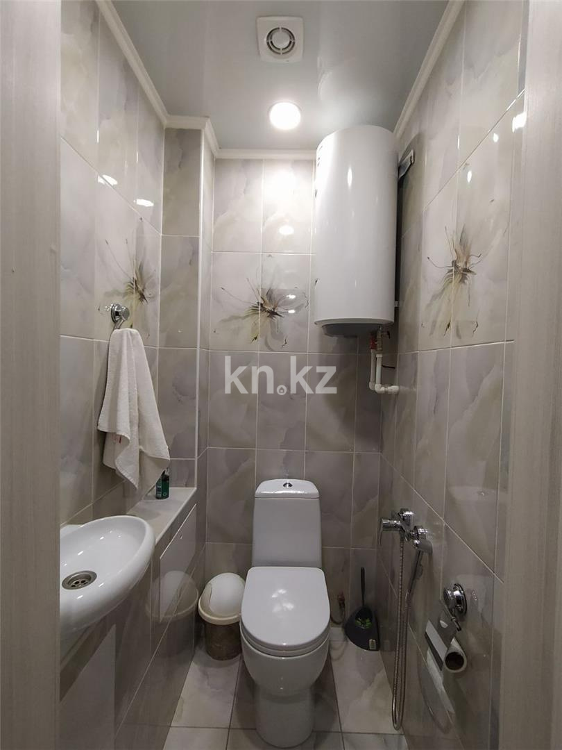 Продажа 2-комнатной квартиры, 67 м², пр. Республики в Караганде - фото 9