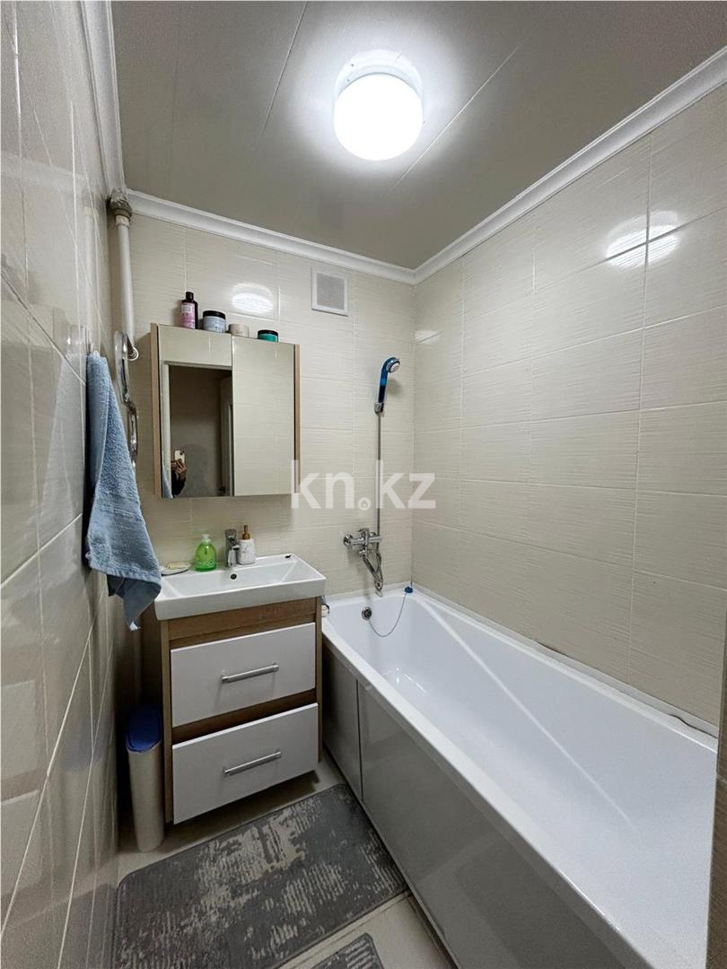 Продажа 2-комнатной квартиры, 46 м², ул. Муканова в Караганде - фото 9