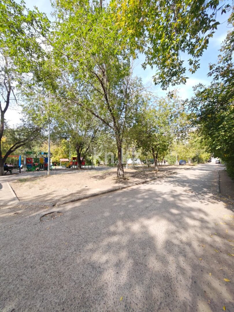 Продажа 4-комнатной квартиры, 77 м² в Караганде - фото 25