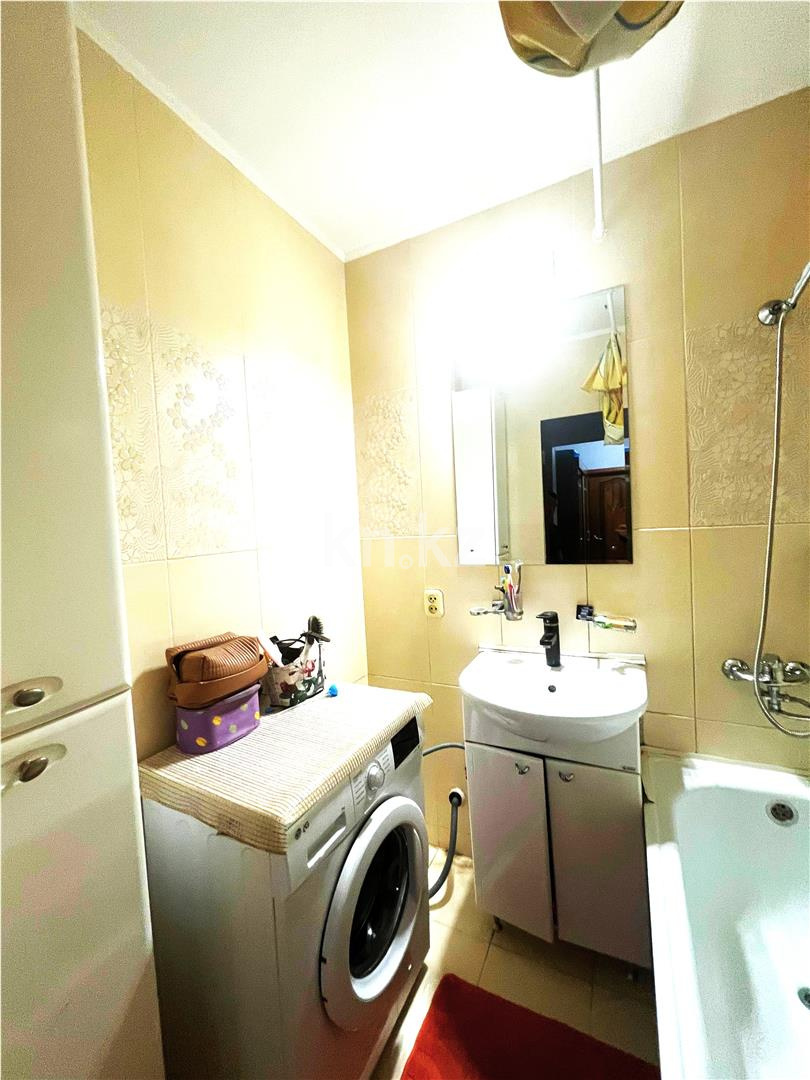 Продажа 3-комнатной квартиры, 65 м², мкр-н Степной-3, дом  8 в Караганде - фото 15