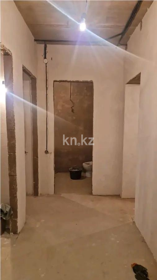 Продажа 2-комнатной квартиры, 65 м², ул. Серкебаева, дом  49 в Астане - фото 3
