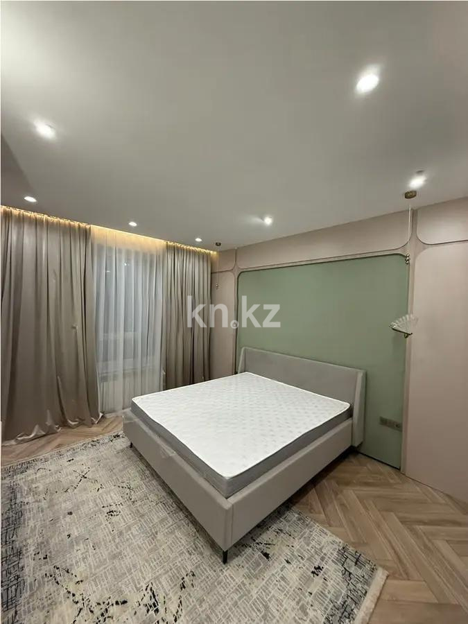 Продажа 4-комнатной квартиры, 146 м², ул. Жарокова, дом  218 в Алматы - фото 2