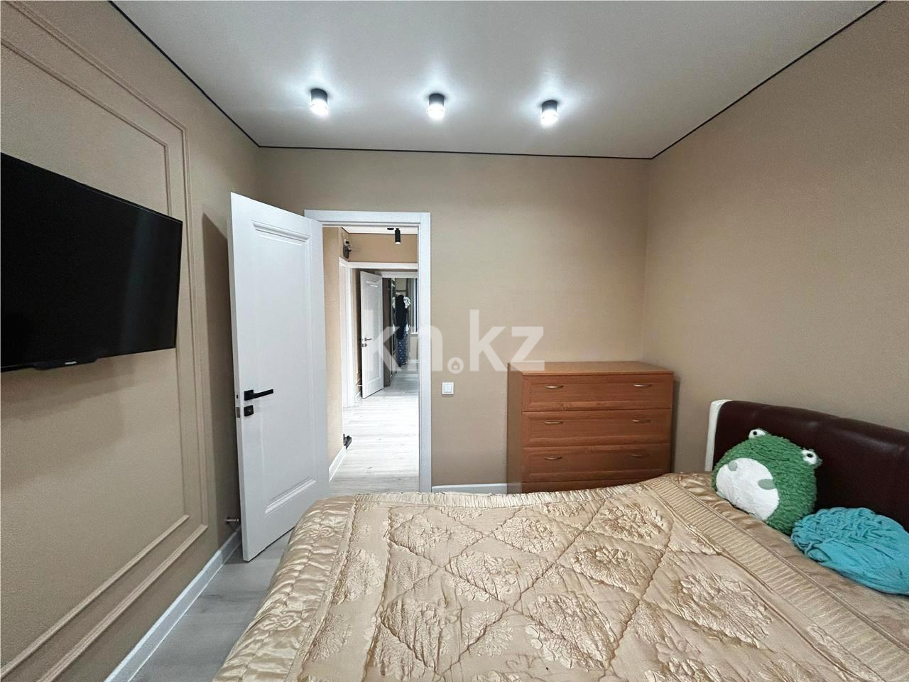 Продажа 5-комнатной квартиры, 96 м², мкр-н Голубые Пруды в Караганде - фото 5