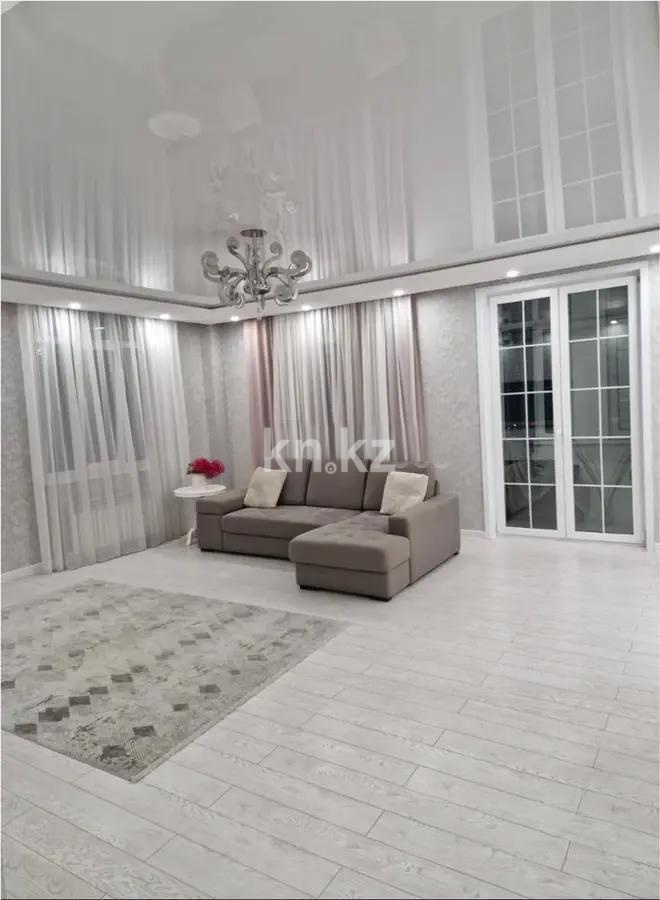 Продажа 4-комнатной квартиры, 117 м², ул. Омарова, дом  27 в Астане