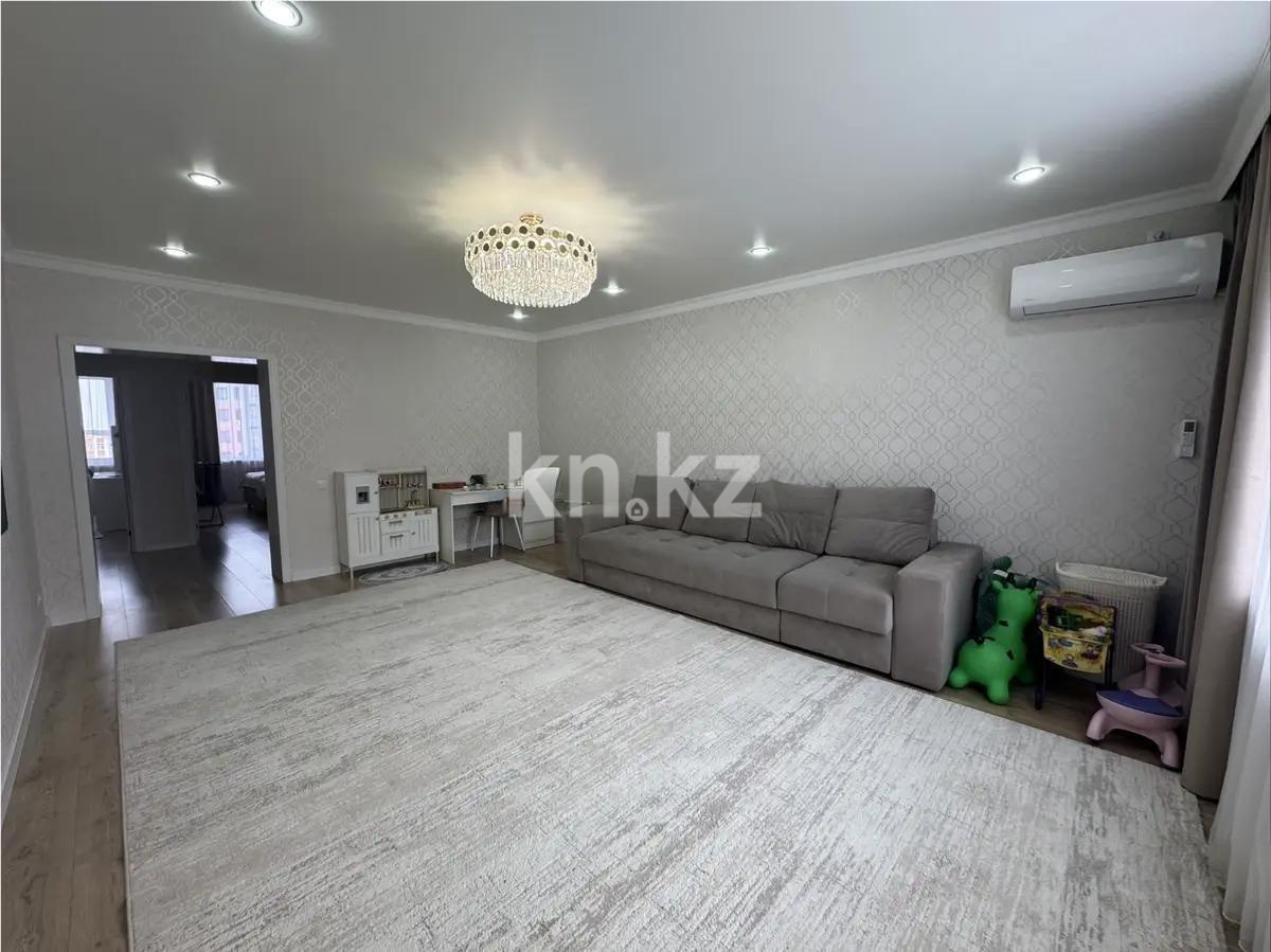 Продажа 3-комнатной квартиры, 90 м² в Караганде