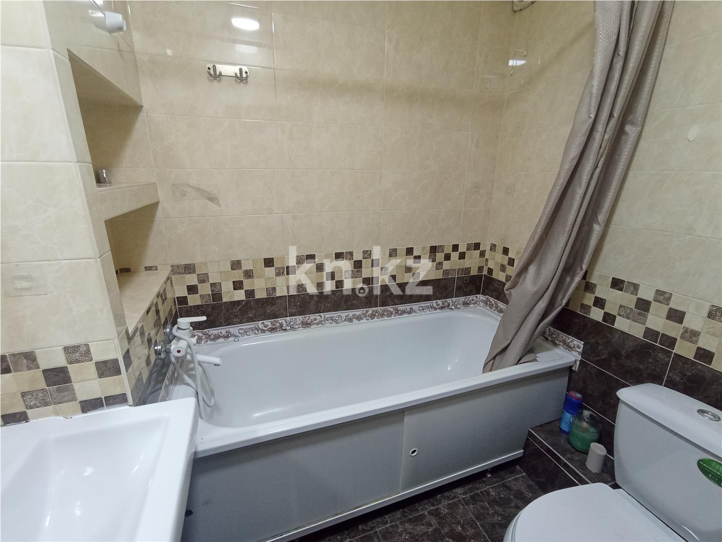 Продажа 4-комнатной квартиры, 86 м² в Караганде - фото 13