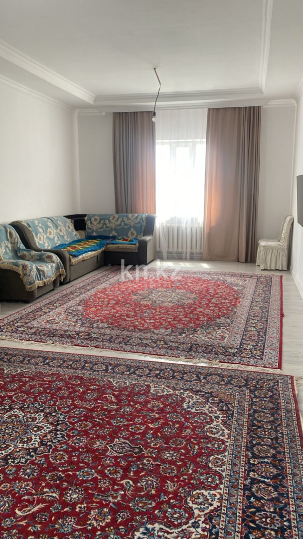 Продажа 6-комнатного дома, 300 м², ул. Чехова, дом  3 в Астане