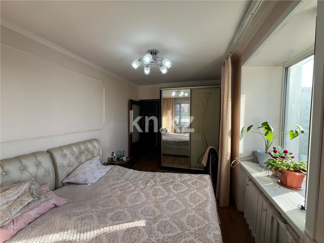 Продажа 4-комнатной квартиры, 72 м² в Караганде - фото 6