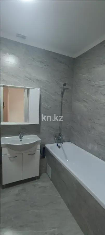 Продажа 2-комнатной квартиры, 55 м², ул. Райымбек батыра, дом  274 в Алматы - фото 3