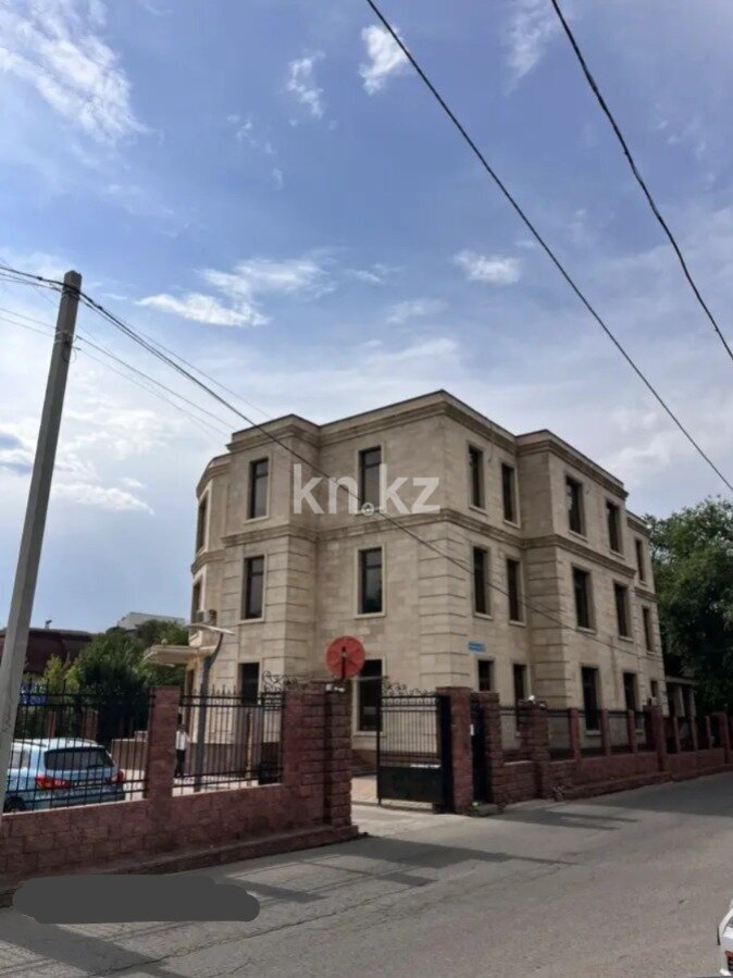 Продажа здания, 1952 м² в Алматы