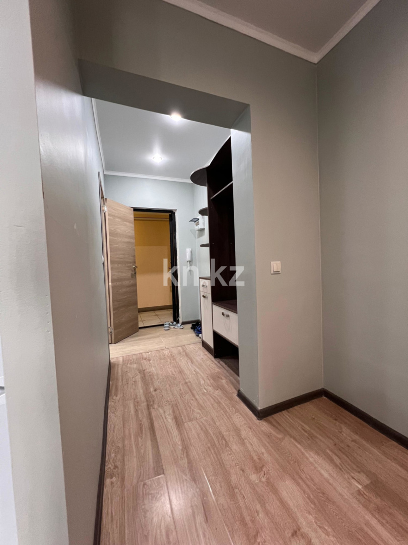 Продажа 1-комнатной квартиры, 38 м², ул. Момышулы, дом  25 в Алматы - фото 5