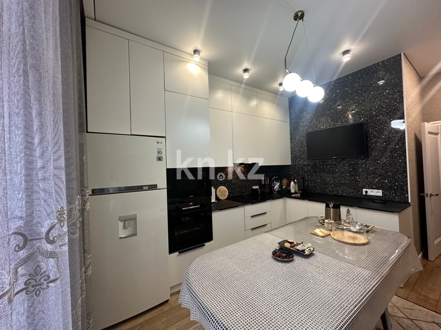 Продажа 2-комнатной квартиры, 62.7 м² в Караганде - фото 7