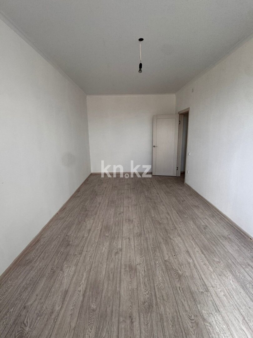 Продажа 2-комнатной квартиры, 64.6 м² в Уральске - фото 4