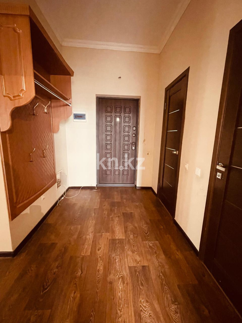 Продажа 2-комнатной квартиры, 80.5 м², ул. Нарикбаева, дом  12 в Астане - фото 3