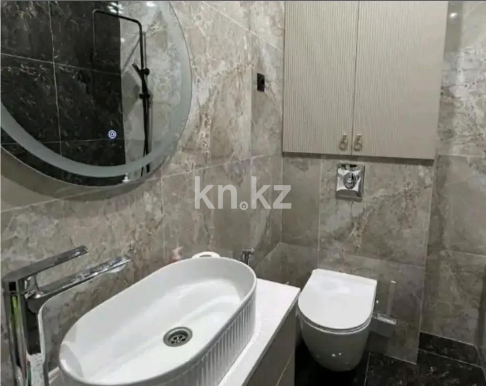 Продажа 3-комнатной квартиры, 78 м², ул. Букетова, дом  3/3 в Караганде - фото 5