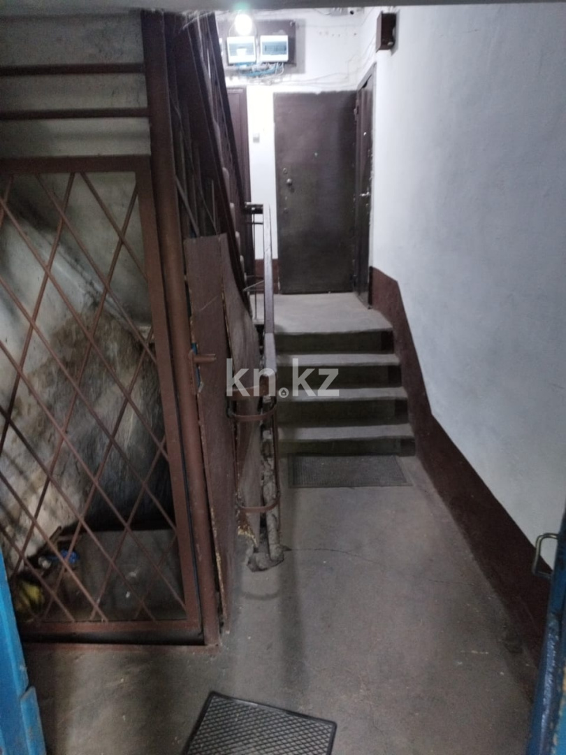 Продажа 1-комнатной квартиры, 32 м², ул. Западная, дом  93 в Караганде - фото 13