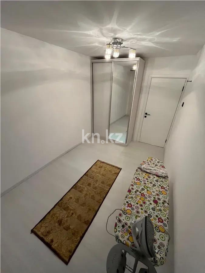 Продажа 3-комнатной квартиры, 63 м², мкр-н Орбита-2, дом  17а в Алматы