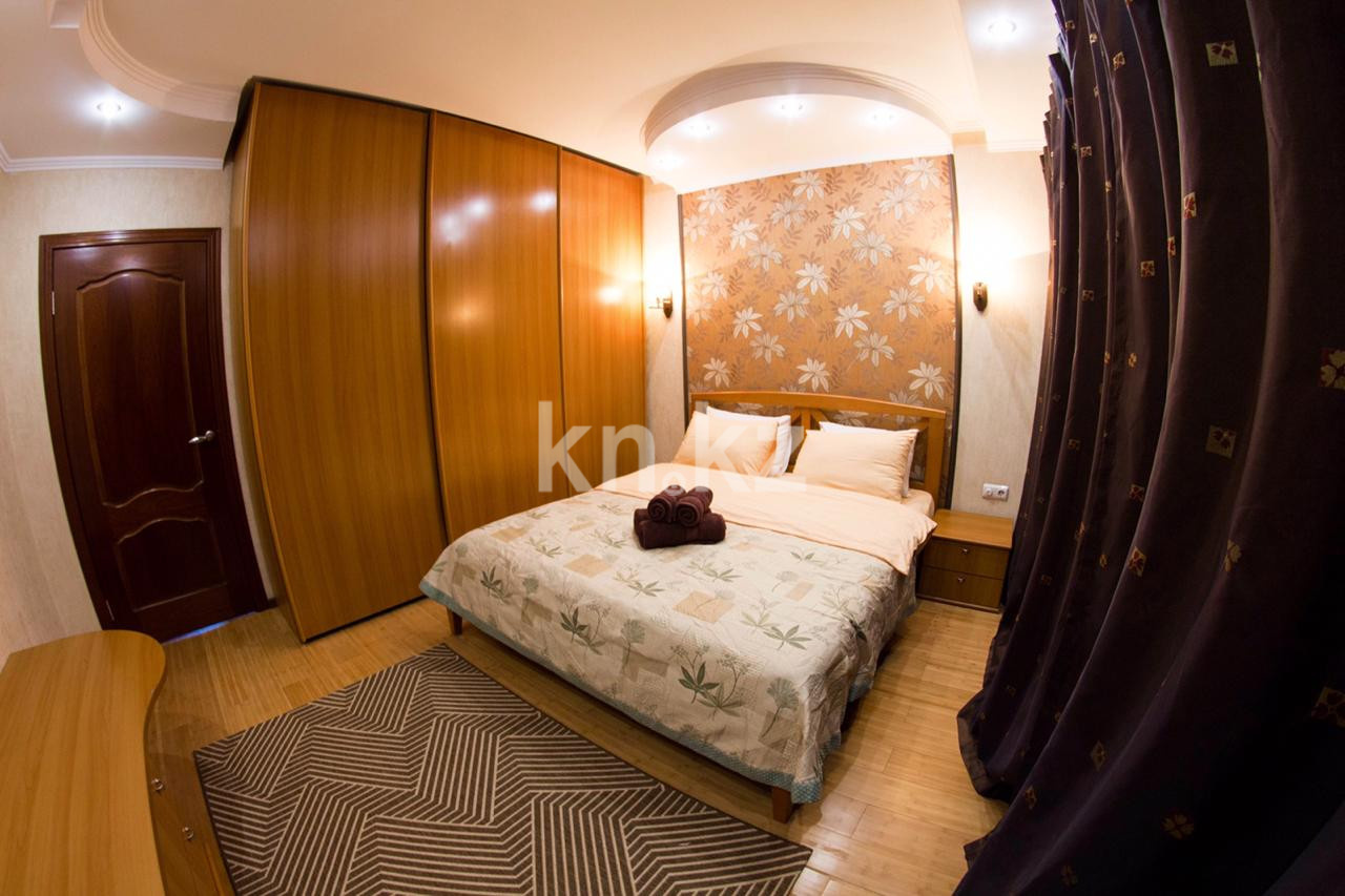 Аренда 2-комнатной квартиры, 65 м², Достык в Алматы - фото 2