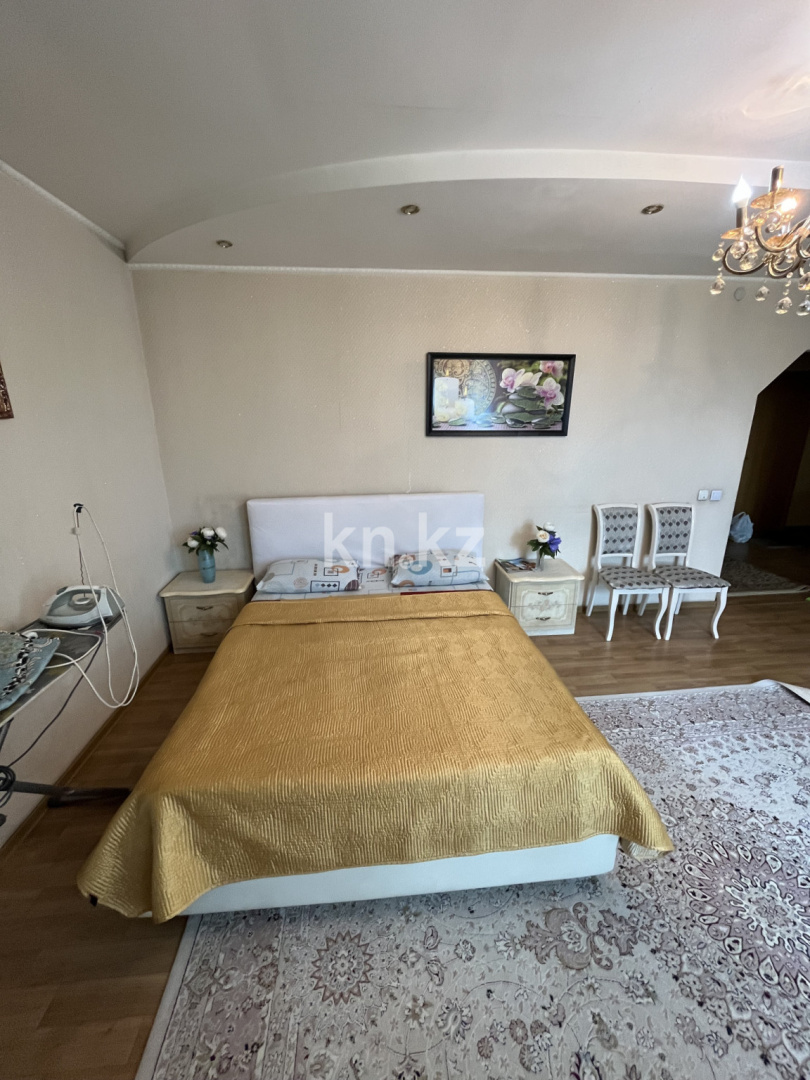 Аренда 1-комнатной квартиры посуточно, 62 м², Абая, дом  63 - ул. Валиханова в Астане - фото 17