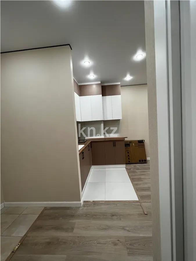 Продажа 2-комнатной квартиры, 37.2 м², ул. Халиуллина, дом  196/1 стр в Алматы - фото 2