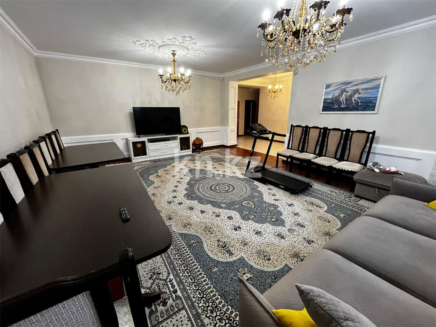 Продажа 9-комнатного дома, 370 м², Таугуль в Караганде - фото 22