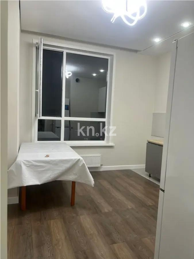 Продажа 1-комнатной квартиры, 39 м², ул. Е-36, дом  5 в Астане - фото 2