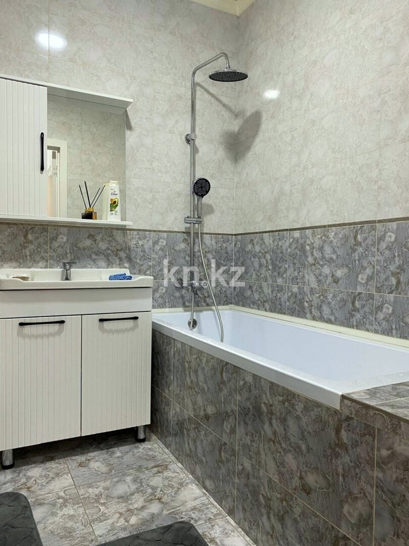 Продажа 3-комнатной квартиры, 63.5 м² в Алматы - фото 13