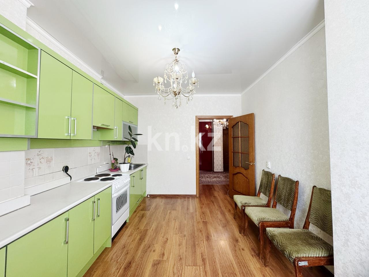 Продажа 3-комнатной квартиры, 98 м², ул. Сауран в Астане - фото 8