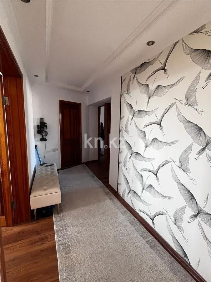Продажа 3-комнатной квартиры, 74 м², ул. Ермекова, дом  77/3 в Караганде - фото 6