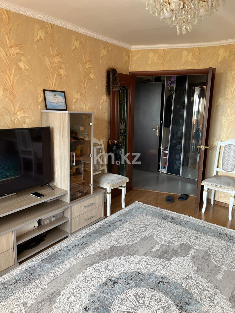 Продажа 3-комнатной квартиры, 64 м² в Караганде