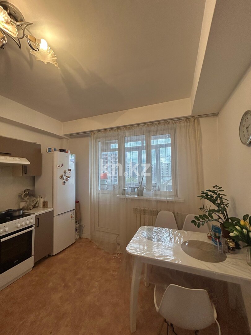 Продажа 2-комнатной квартиры, 57.7 м² в Усть-Каменогорске - фото 2