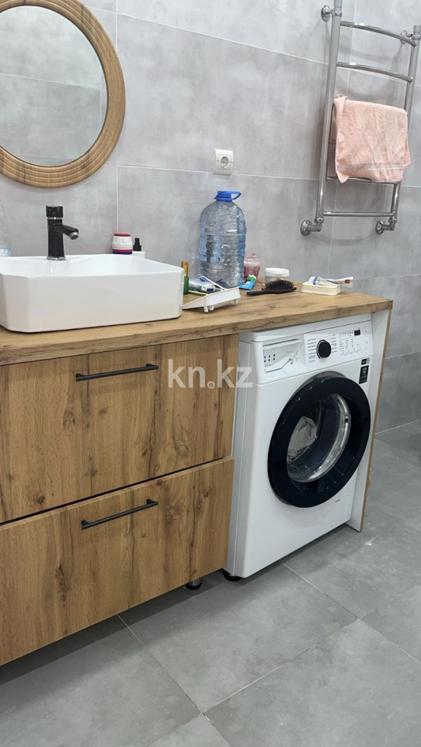 Продажа 2-комнатной квартиры, 84 м², мкр-н 17, дом  20 в Актау - фото 9