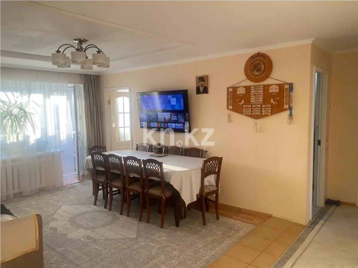 Продажа 4-комнатной квартиры, 74 м² в Караганде